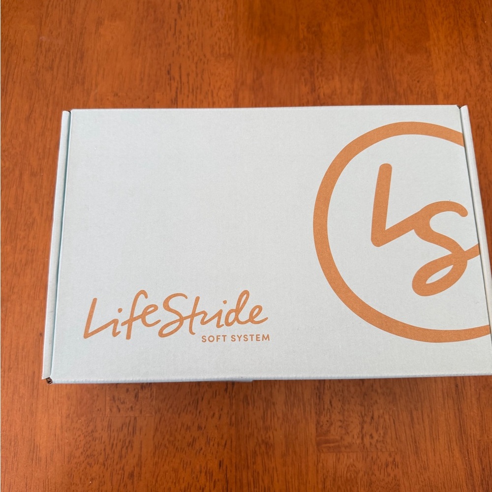 Life Stride Black Women's Heels - Picture 6 of 6
